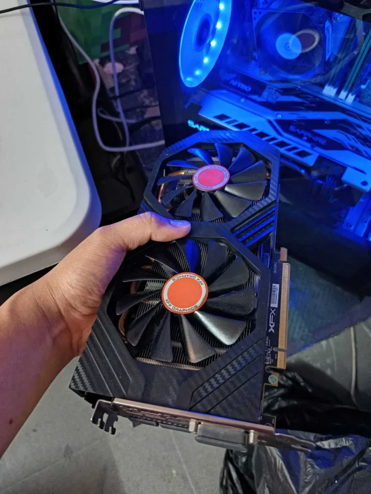 XFX  AMD  Radeon RX 580  DDR5 /  8 GB