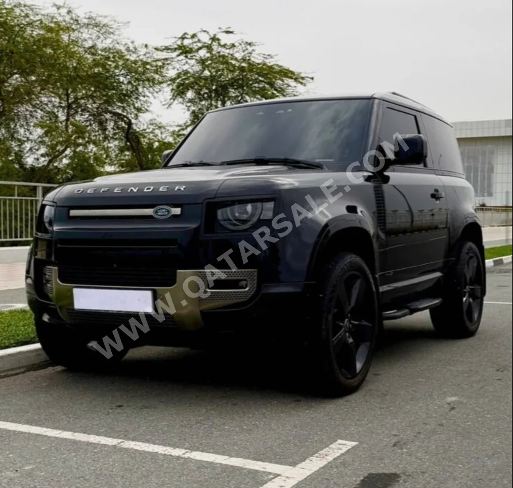 لاند روفر  ديفيندر  90 اكس  2022  اوتوماتيك  59,829 كم  6 سلندر  دفع رباعي  اس يو في  أسود  تحت الضمان