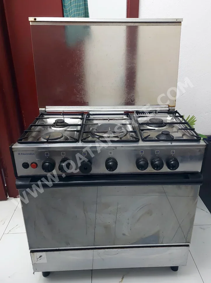 الطباخ 5 \  غاز  ستانلس ستيل