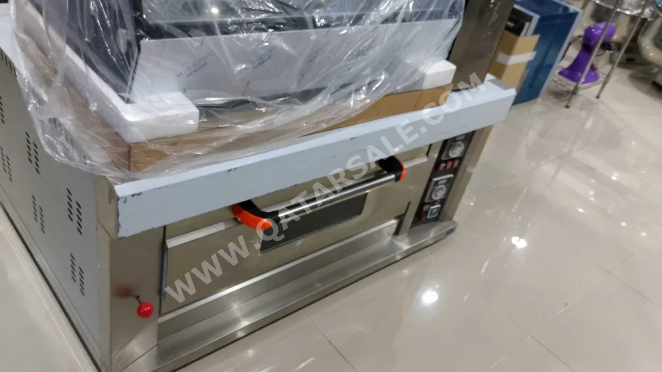 فرن واحد \  غاز  ستانلس ستيل  مع التسليم  مع التركيب