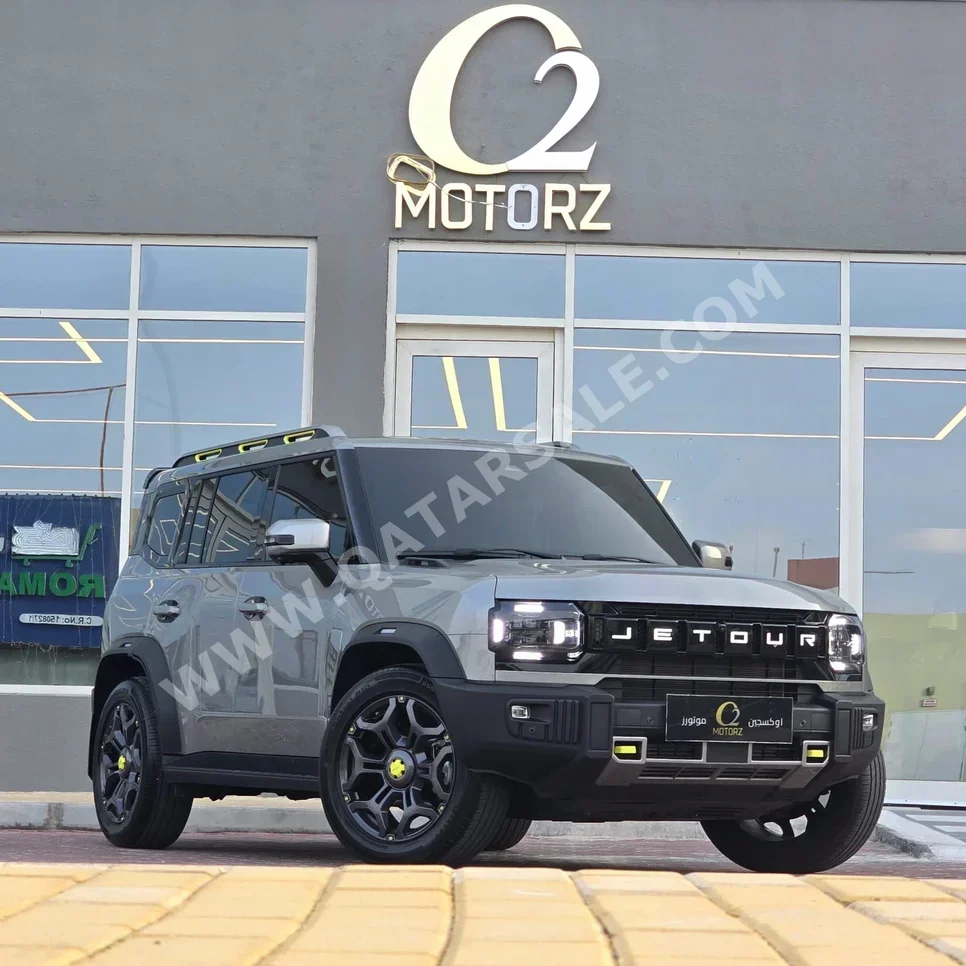 Jetour  T2  Luxury  2025  Automatic  23,000 Km  4 Cylinder  Four Wheel Drive (4WD)  SUV  Gray  With Warranty