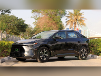 تويوتا  بي زد 4 اكس  2024  اوتوماتيك  0 كم  0 سلندر  دفع كلي مستمر  اس يو في  أسود