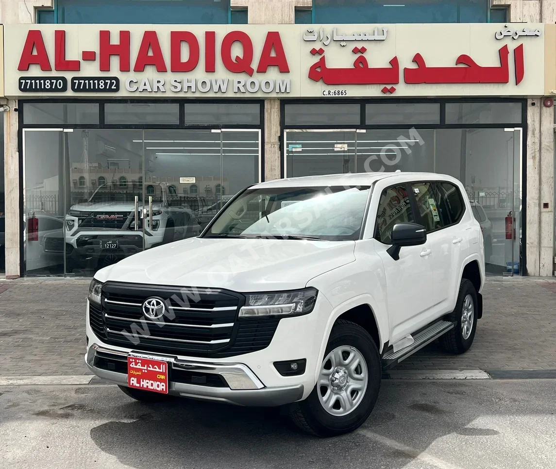 تويوتا لاند كروزر جي اكس 2026 اوتوماتيك 0 كم 6 سلندر دفع رباعي اس يو في أبيض تحت الضمان
