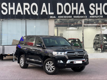 Toyota  Land Cruiser  GXR  2019  Automatic  275,000 Km  8 Cylinder  Four Wheel Drive (4WD)  SUV  Black