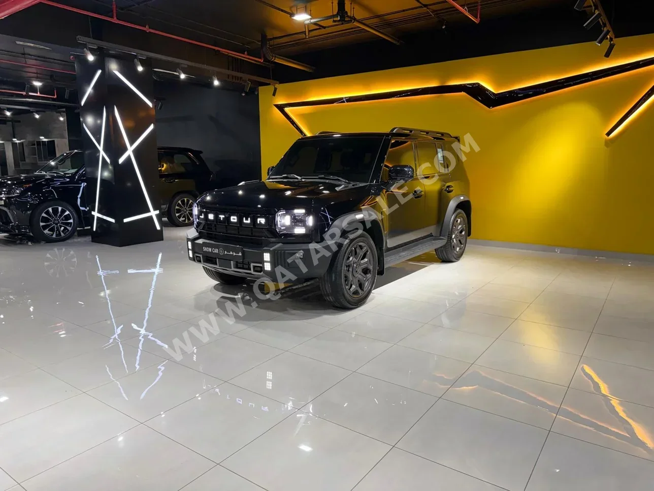 Jetour  T2  Luxury Plus  2026  Automatic  14,000 Km  4 Cylinder  Four Wheel Drive (4WD)  SUV  Black  With Warranty