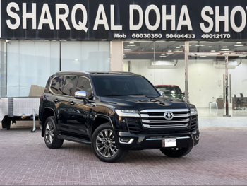 Toyota  Land Cruiser  VX  2022  Automatic  133,000 Km  6 Cylinder  Four Wheel Drive (4WD)  SUV  Black