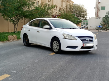 Nissan  Sentra  2015  Automatic  150,000 Km  4 Cylinder  Front Wheel Drive (FWD)  Sedan  White