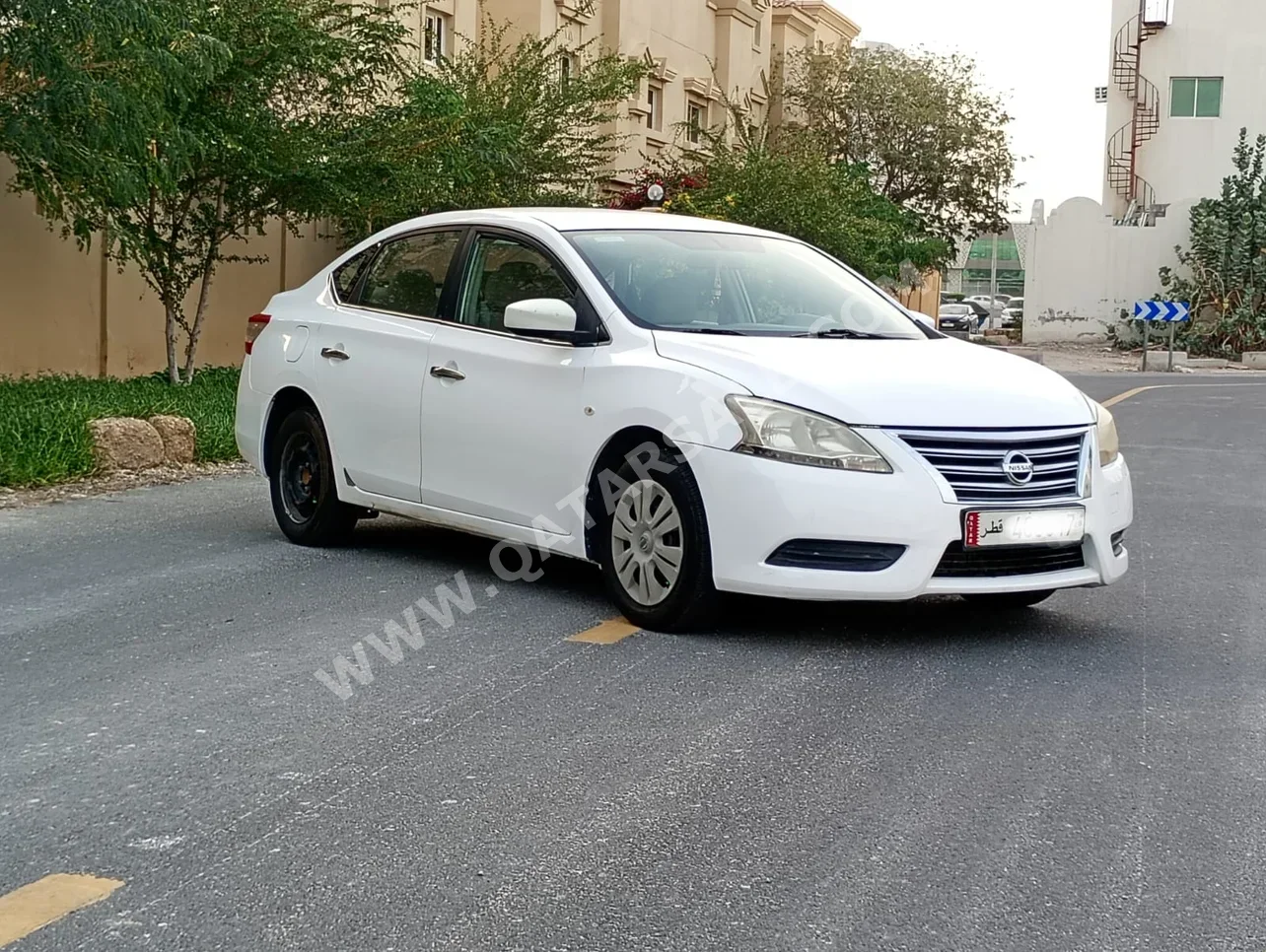 Nissan  Sentra  2015  Automatic  150,000 Km  4 Cylinder  Front Wheel Drive (FWD)  Sedan  White