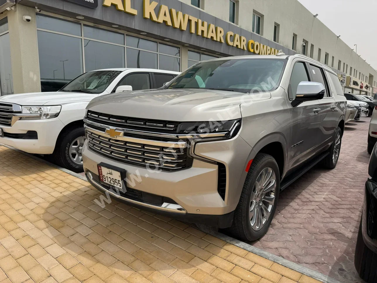 شفروليه  سوبربان  بريمير  2023  اوتوماتيك  2,000 كم  8 سلندر  دفع رباعي  اس يو في  ذهبي  تحت الضمان