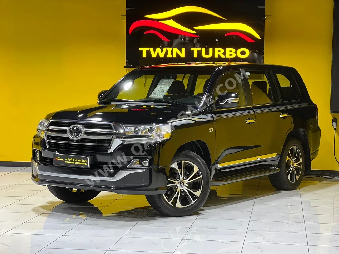 Toyota  Land Cruiser  VXR  2019  Automatic  236,000 Km  8 Cylinder  Four Wheel Drive (4WD)  SUV  Black