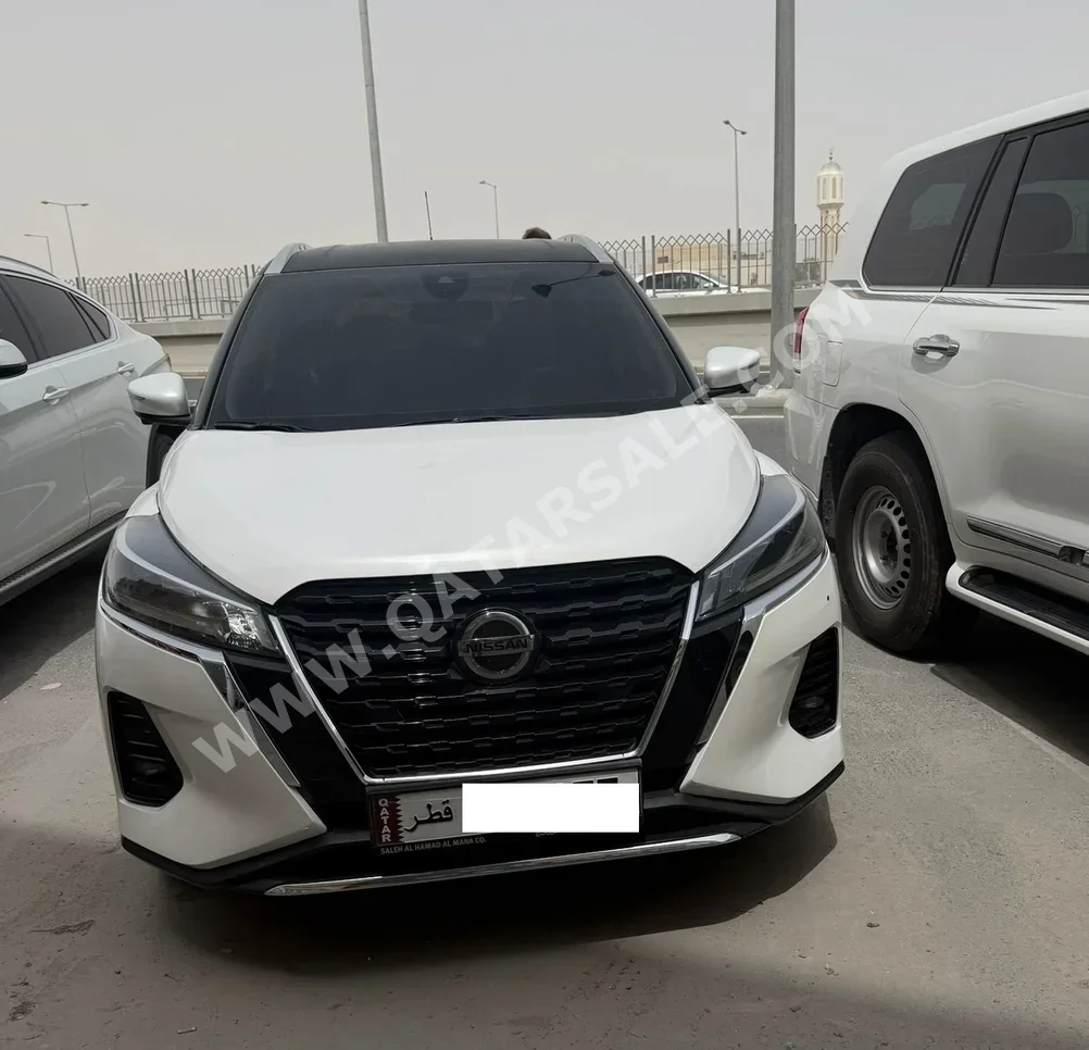 Nissan  Kicks  2022  Automatic  30,000 Km  4 Cylinder  Front Wheel Drive (FWD)  SUV  White
