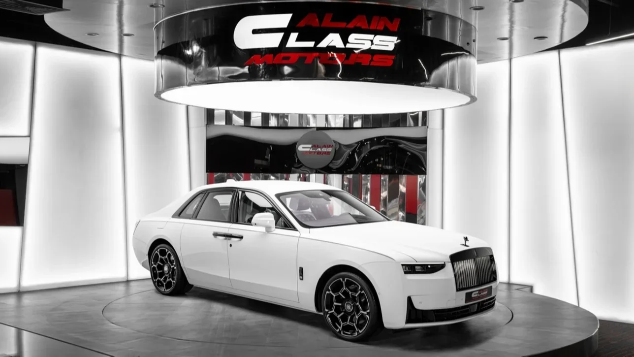 Rolls-Royce Ghost Black Badge 2026 Automatic 36 Km 12 Cylinder Rear Wheel Drive (RWD) Sedan White