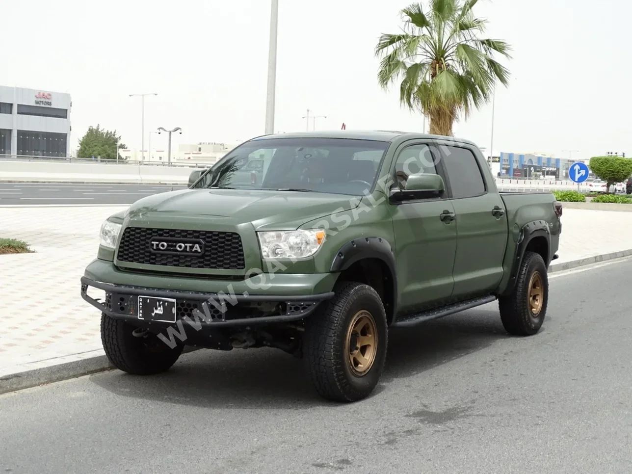 Toyota  Tundra  SR5  2008  Automatic  224,000 Km  8 Cylinder  Four Wheel Drive (4WD)  Pick Up  Green