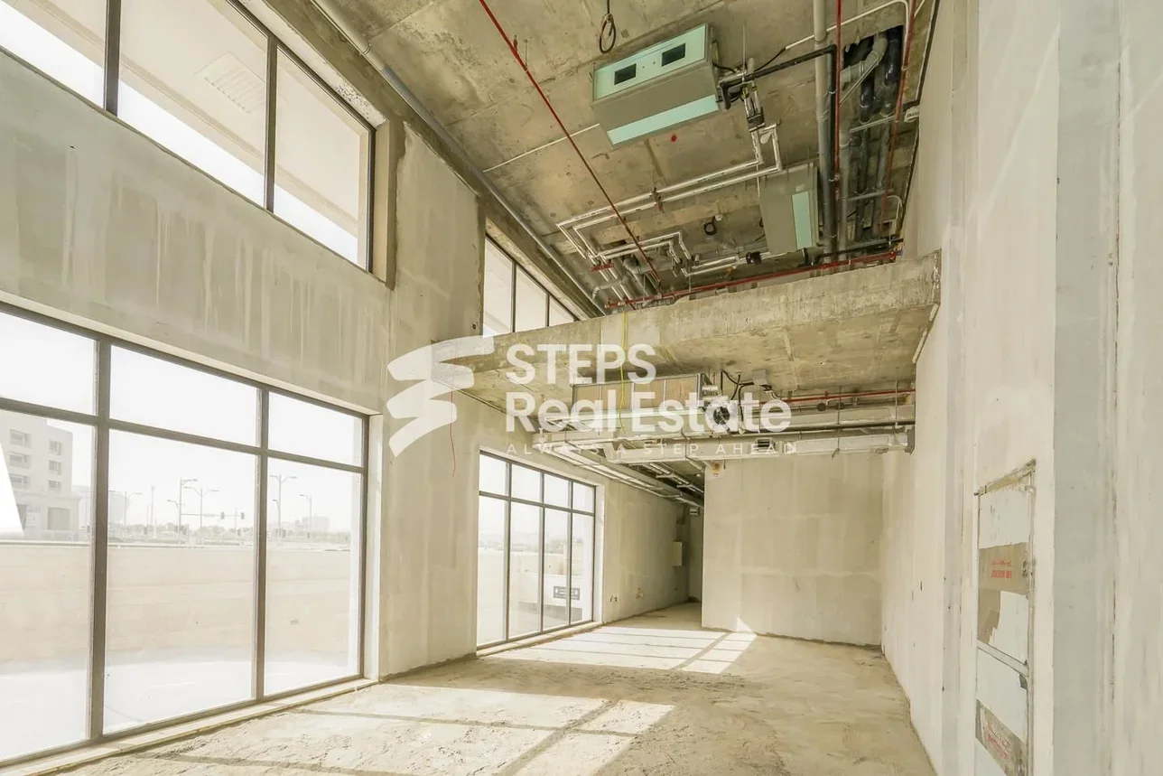 Commercial Shops - Not Furnished  - Lusail  For Rent  - Fox Hills