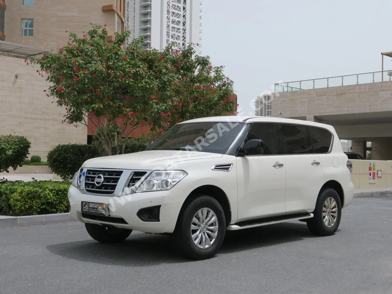 Nissan  Patrol  XE  2019  Automatic  112,000 Km  6 Cylinder  Four Wheel Drive (4WD)  SUV  White