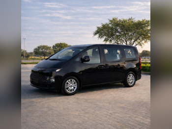 Hyundai  Staria  4 Cylinder  VAN  Black  2026