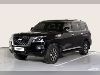 Nissan  Patrol  SE Titanium  2022  Automatic  73,000 Km  6 Cylinder  Four Wheel Drive (4WD)  SUV  Black  With Warranty