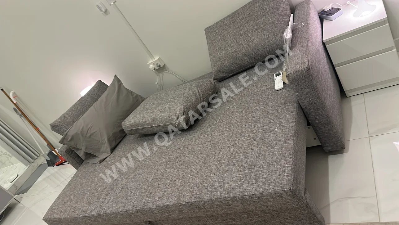 الأرائك والكنب والكراسي كنبة-سرير  - اللون الرمادي