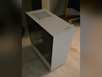 كمبيوتر ألعاب - إنتل كور أي7 - جيجابايت - ان فيديا جي فورس - أر تي إكس 3060 - 8 جيجابايت - 16 جيجابايت (2x8) \ دي دي ار 4 - القرص الثابت: غير مثبت - القرص الصلب: غير مثبت