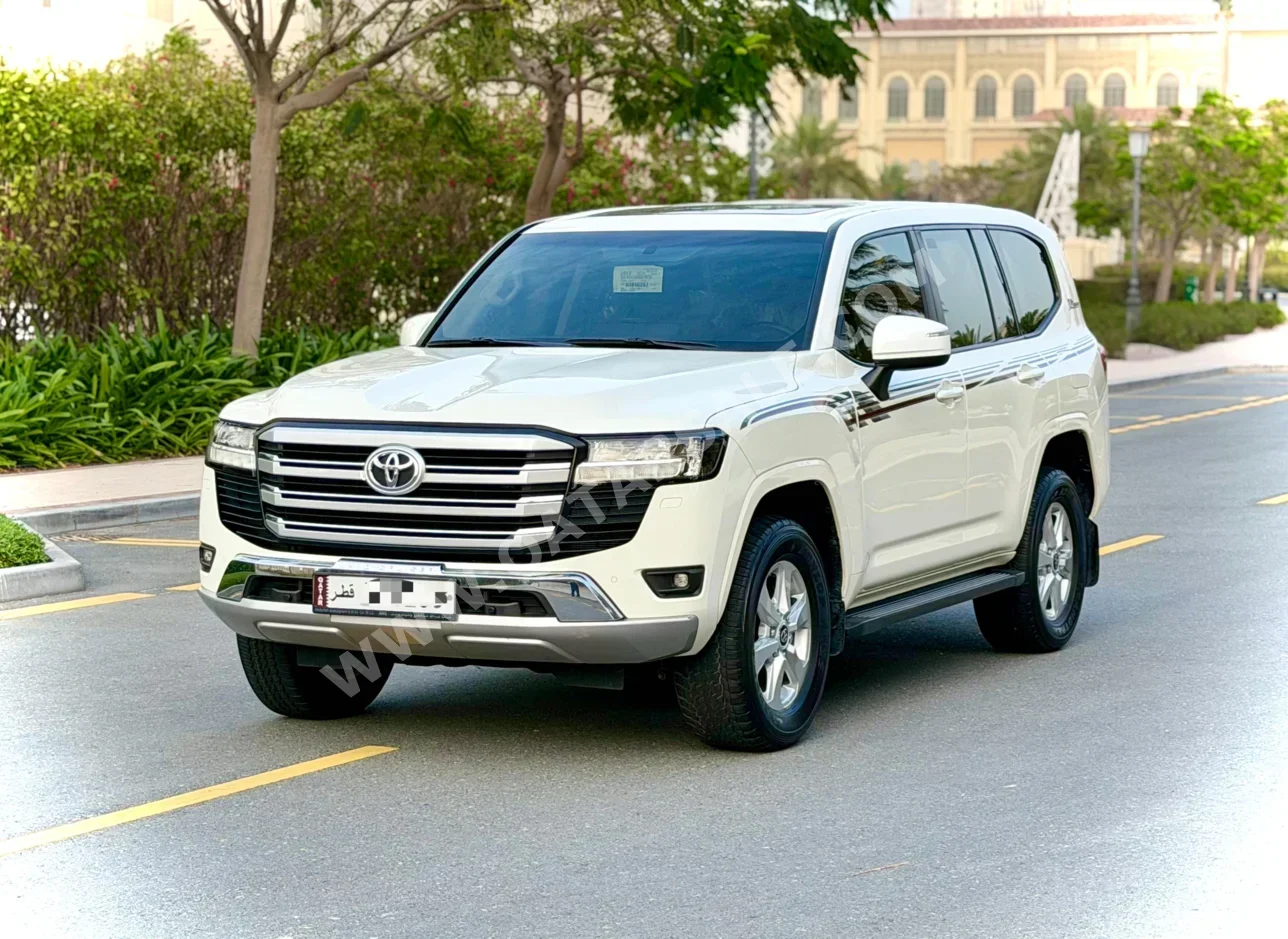 Toyota  Land Cruiser  GXR Twin Turbo  2022  Automatic  140,000 Km  6 Cylinder  Four Wheel Drive (4WD)  SUV  White  With Warranty