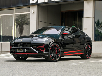 لمبرجيني  اوروس  اس اي  2026  اوتوماتيك  1,600 كم  8 سلندر  دفع كلي مستمر  كوبيه \ سبورت  أسود  تحت الضمان