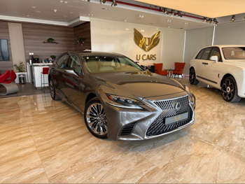 لكزس  ال اس  500  2018  اوتوماتيك  108,000 كم  6 سلندر  سحب امامي  سيدان  سونيك تايتينيم