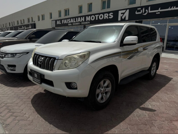 تويوتا  برادو  تي اكس ال  2012  اوتوماتيك  276,000 كم  6 سلندر  دفع رباعي  اس يو في  أبيض