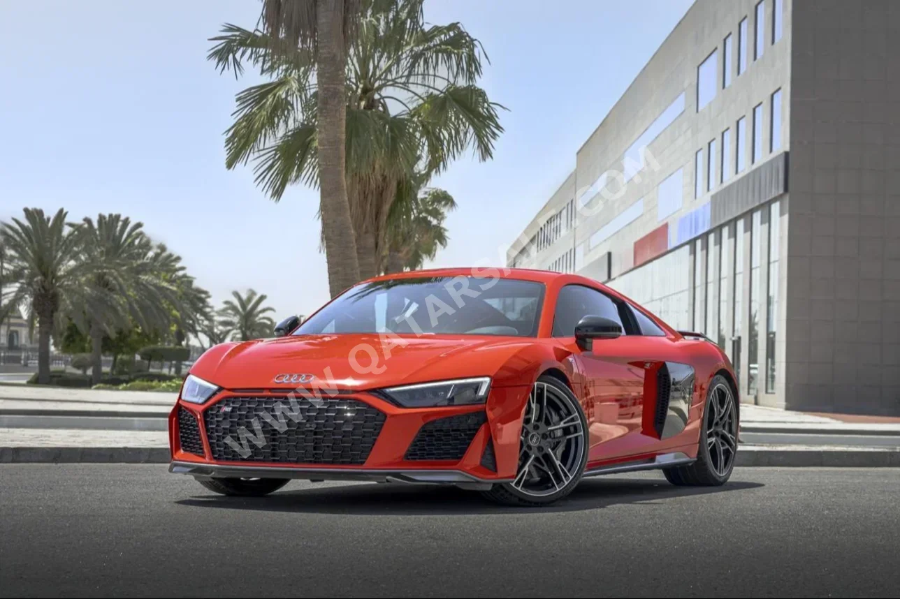 Audi  R8  V10  2023  Automatic  6,000 Km  10 Cylinder  All Wheel Drive (AWD)  Coupe / Sport  Red  With Warranty