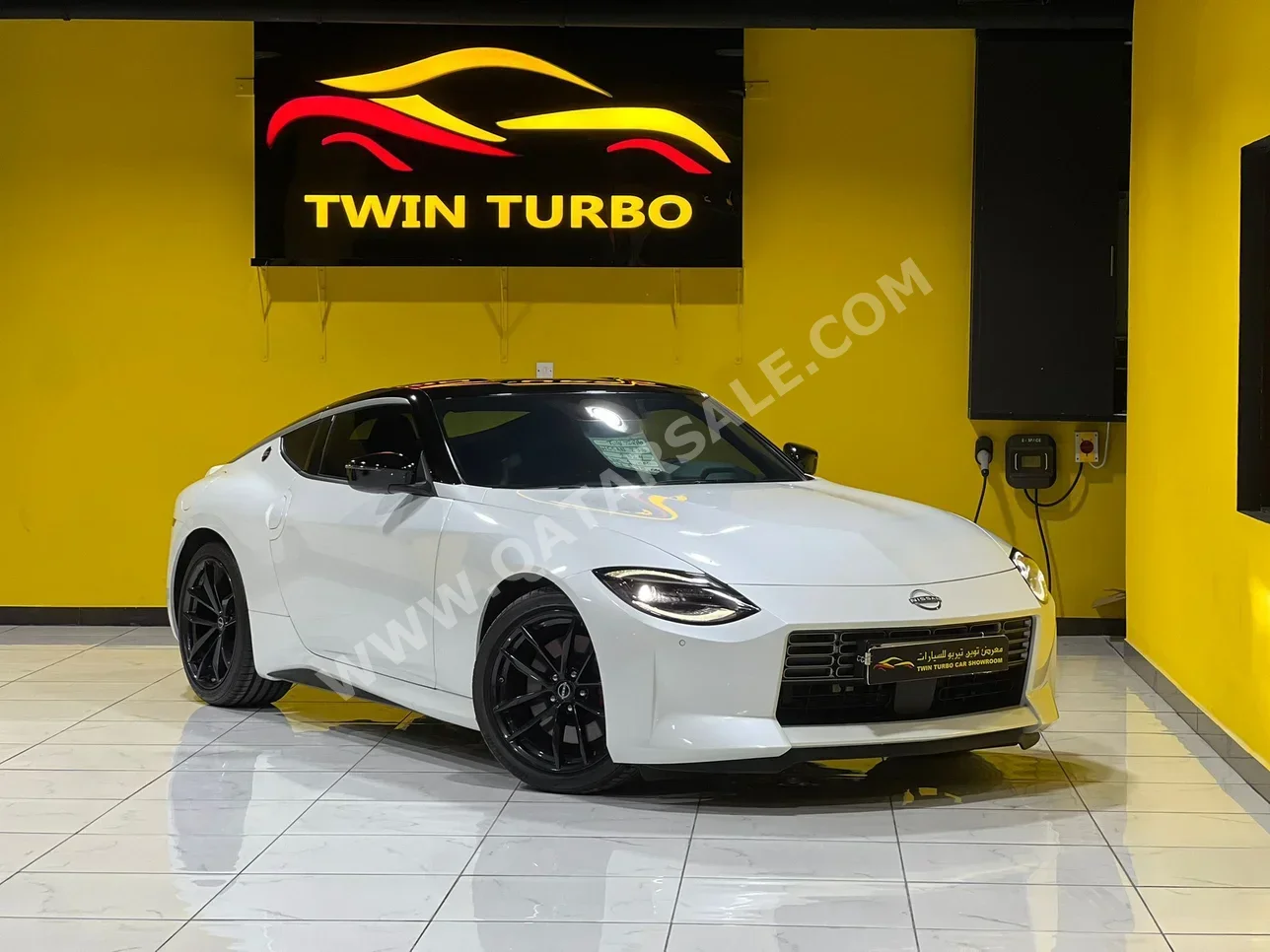 نيسان زد 260 2024 اوتوماتيك 2,600 كم 6 سلندر دفع خلفي كوبيه \ سبورت أبيض تحت الضمان