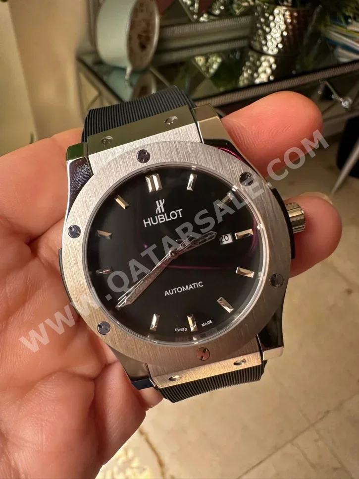 Watches - Hublot  - Analogue Watches  - Black  - Men Watches