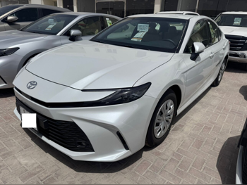Toyota  Camry  2025  Automatic  0 Km  4 Cylinder  Front Wheel Drive (FWD)  Sedan  White  With Warranty
