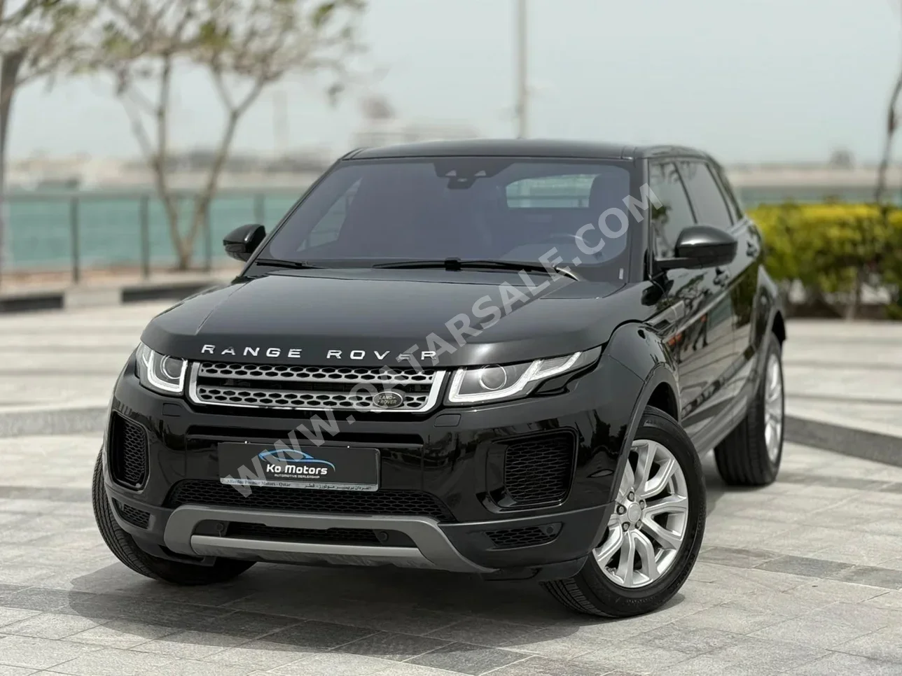 Land Rover  Evoque  2018  Automatic  110,000 Km  4 Cylinder  Four Wheel Drive (4WD)  SUV  Black