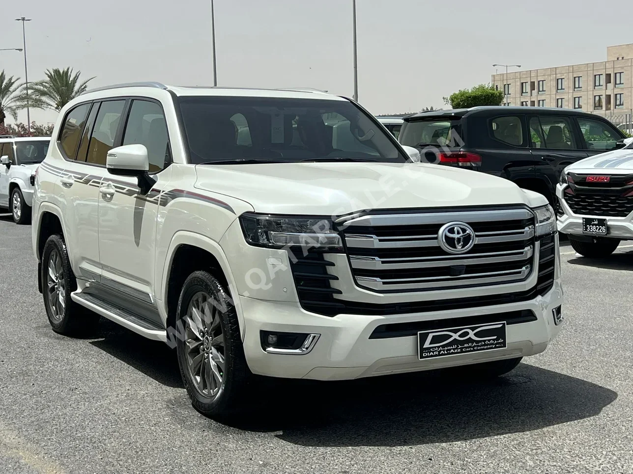 Toyota  Land Cruiser  GXR Twin Turbo  2023  Automatic  22,000 Km  6 Cylinder  Four Wheel Drive (4WD)  SUV  White