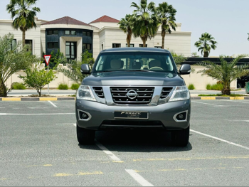 نيسان  باترول  اس اي  2016  اوتوماتيك  262,000 كم  8 سلندر  دفع رباعي  اس يو في  رمادي