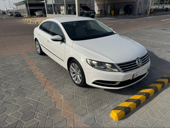 Volkswagen  Passat  CC  2013  Automatic  122,000 Km  4 Cylinder  Front Wheel Drive (FWD)  Sedan  White