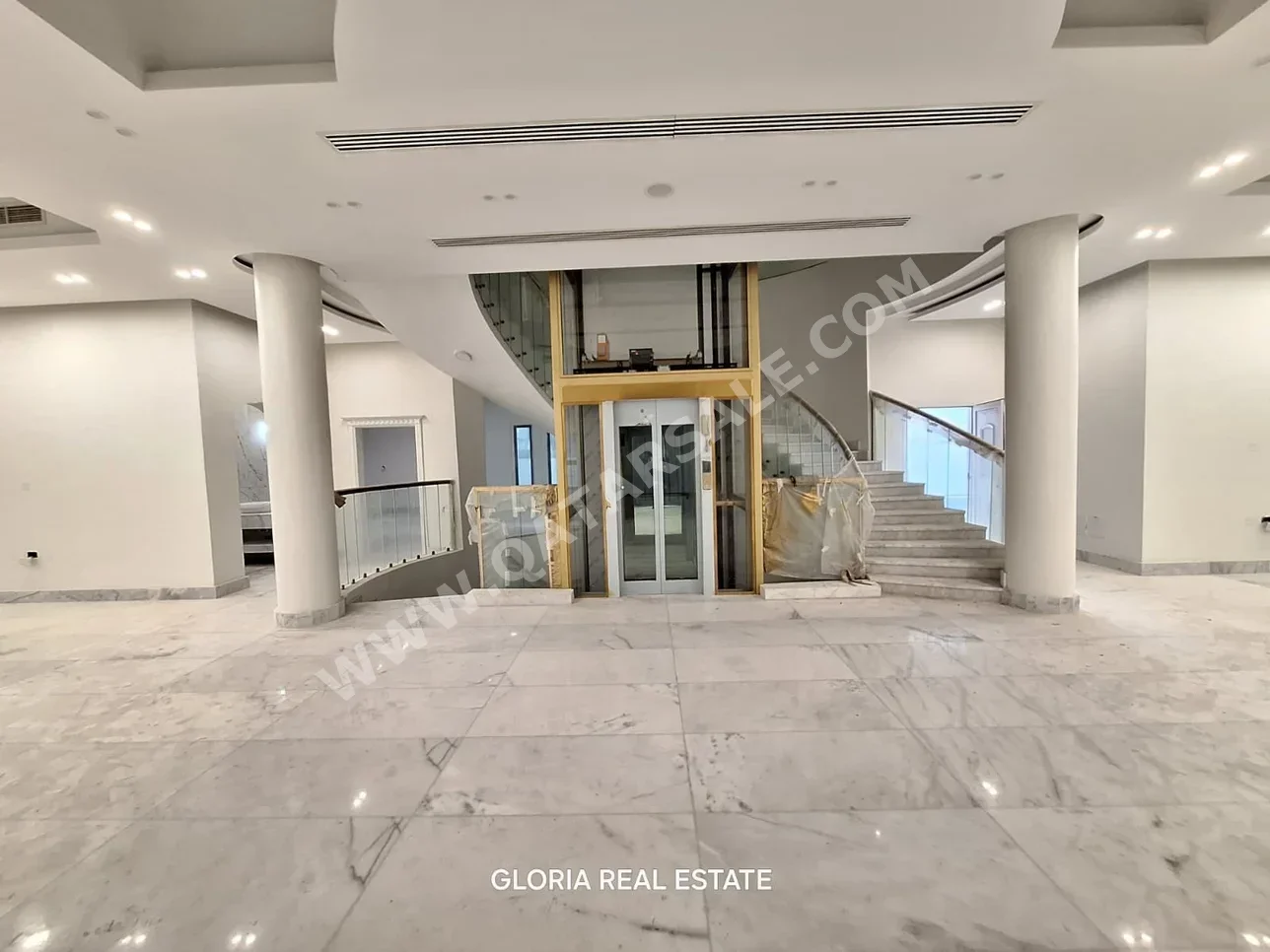 Family Residential  - Not Furnished  - Lusail  - 8 Bedrooms