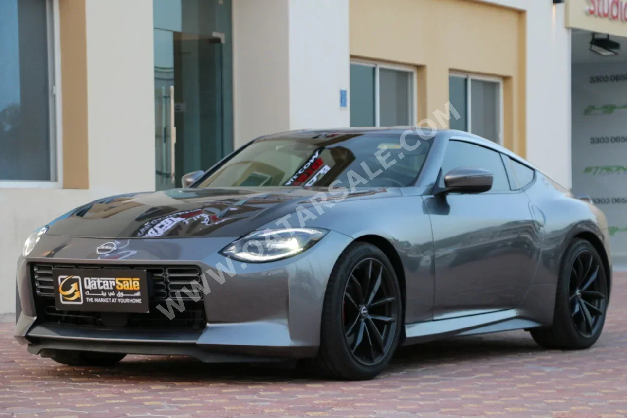 Nissan  Z  2023  Automatic  33,000 Km  6 Cylinder  Rear Wheel Drive (RWD)  Coupe / Sport  Gray