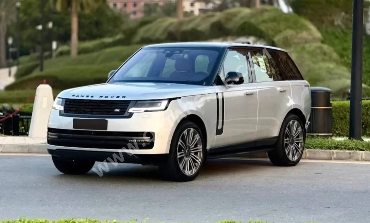 Land Rover Range Rover Vogue 2023 Automatic 40,000 Km 8 Cylinder Four Wheel Drive (4WD) SUV Silver With Warranty