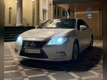 لكزس  إيه أس  350  2015  اوتوماتيك  146,492 كم  6 سلندر  سحب امامي  سيدان  أبيض  تحت الضمان