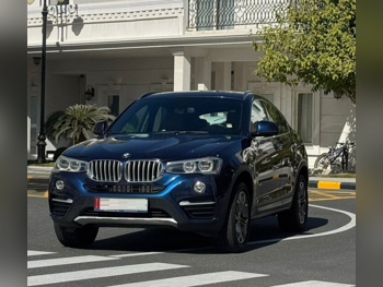 بي ام دبليو  الفئة - اكس  اكس 4  2017  اوتوماتيك  107,000 كم  4 سلندر  دفع رباعي  اس يو في  ازرق