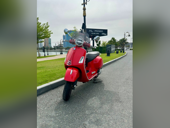 فيسبا  جي تي اس سوبر 300 -  2022 - اللون احمر