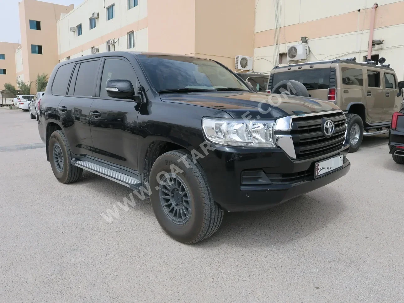 تويوتا  لاند كروزر  جي اكس  2021  اوتوماتيك  77,000 كم  6 سلندر  دفع رباعي  اس يو في  أسود