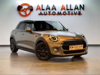 ميني  كوبر  2019  اوتوماتيك  68,900 كم  4 سلندر  سحب امامي  هاتشباك  رمادي