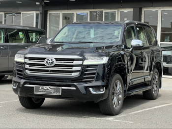 Toyota  Land Cruiser  VX Twin Turbo  2025  Automatic  39,000 Km  6 Cylinder  Four Wheel Drive (4WD)  SUV  Black  With Warranty