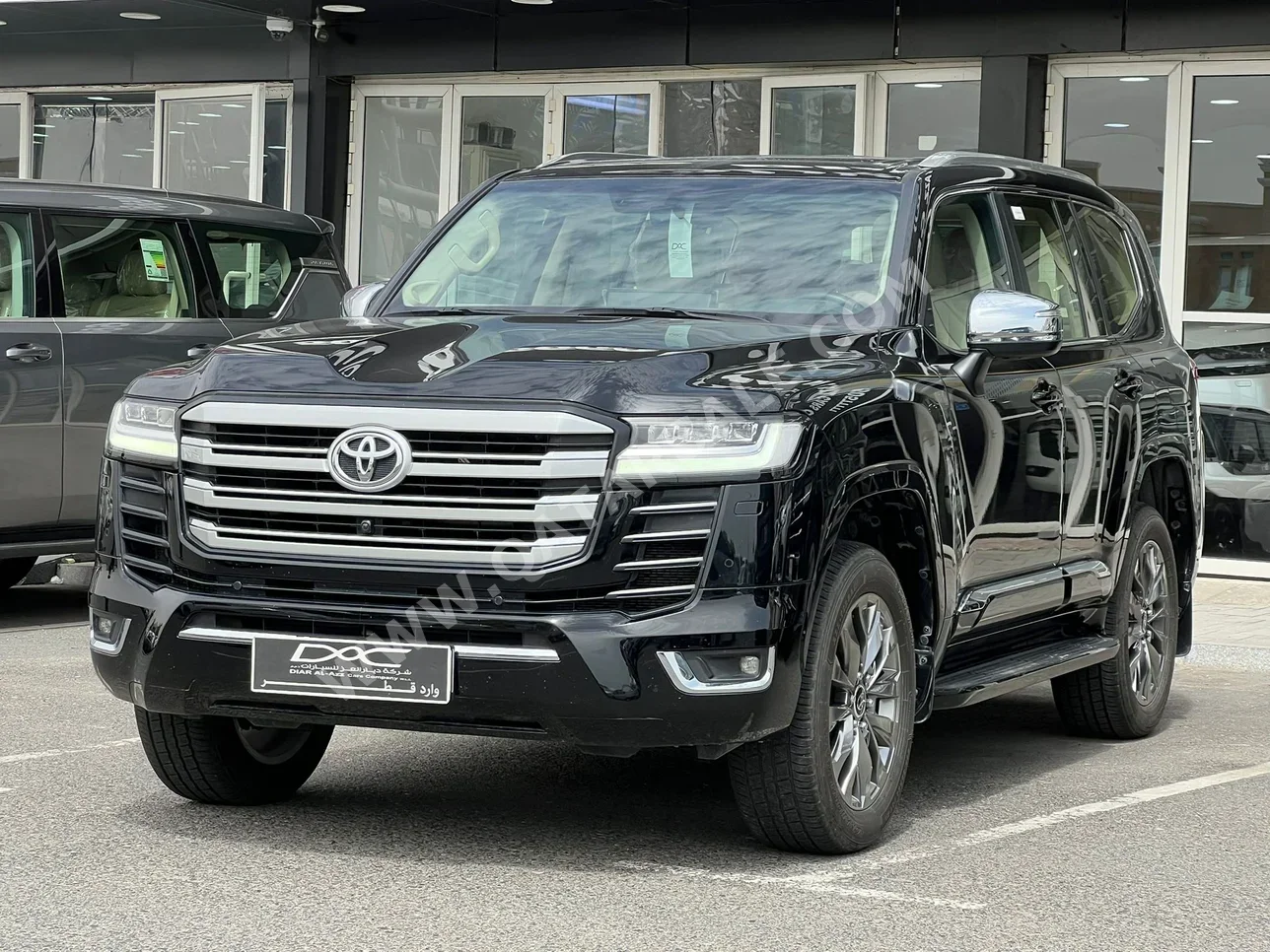 Toyota Land Cruiser VX Twin Turbo 2025 Automatic 39,000 Km 6 Cylinder Four Wheel Drive (4WD) SUV Black With Warranty