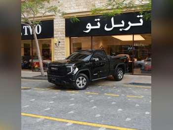 جي ام سي  سييرا  2024  اوتوماتيك  20,680 كم  8 سلندر  دفع رباعي  بيكب  أسود  تحت الضمان