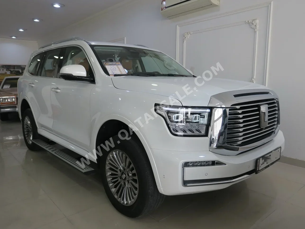 جي دبليو ام تانك 500 2026 اوتوماتيك 7,000 كم 6 سلندر دفع رباعي اس يو في أبيض تحت الضمان