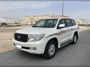 Toyota  Land Cruiser  GXR  2009  Automatic  340,000 Km  8 Cylinder  Four Wheel Drive (4WD)  SUV  White