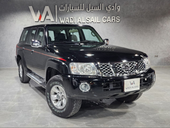 نيسان  باترول  سفاري الاسطورة  2024  عادي  69,000 كم  6 سلندر  دفع رباعي  اس يو في  أسود