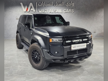 تويوتا  برادو  2025  اوتوماتيك  19,000 كم  6 سلندر  دفع رباعي  اس يو في  أسود  تحت الضمان